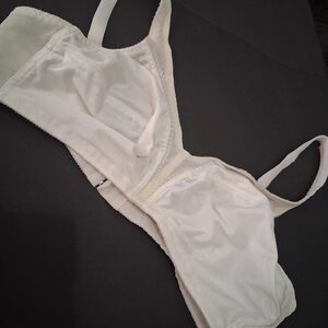 Gelmart Cream Comfort Bra